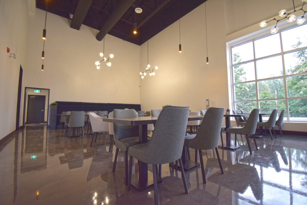 Linx Kitchen + Social – 312 King St Unit 1, Barrie, ON