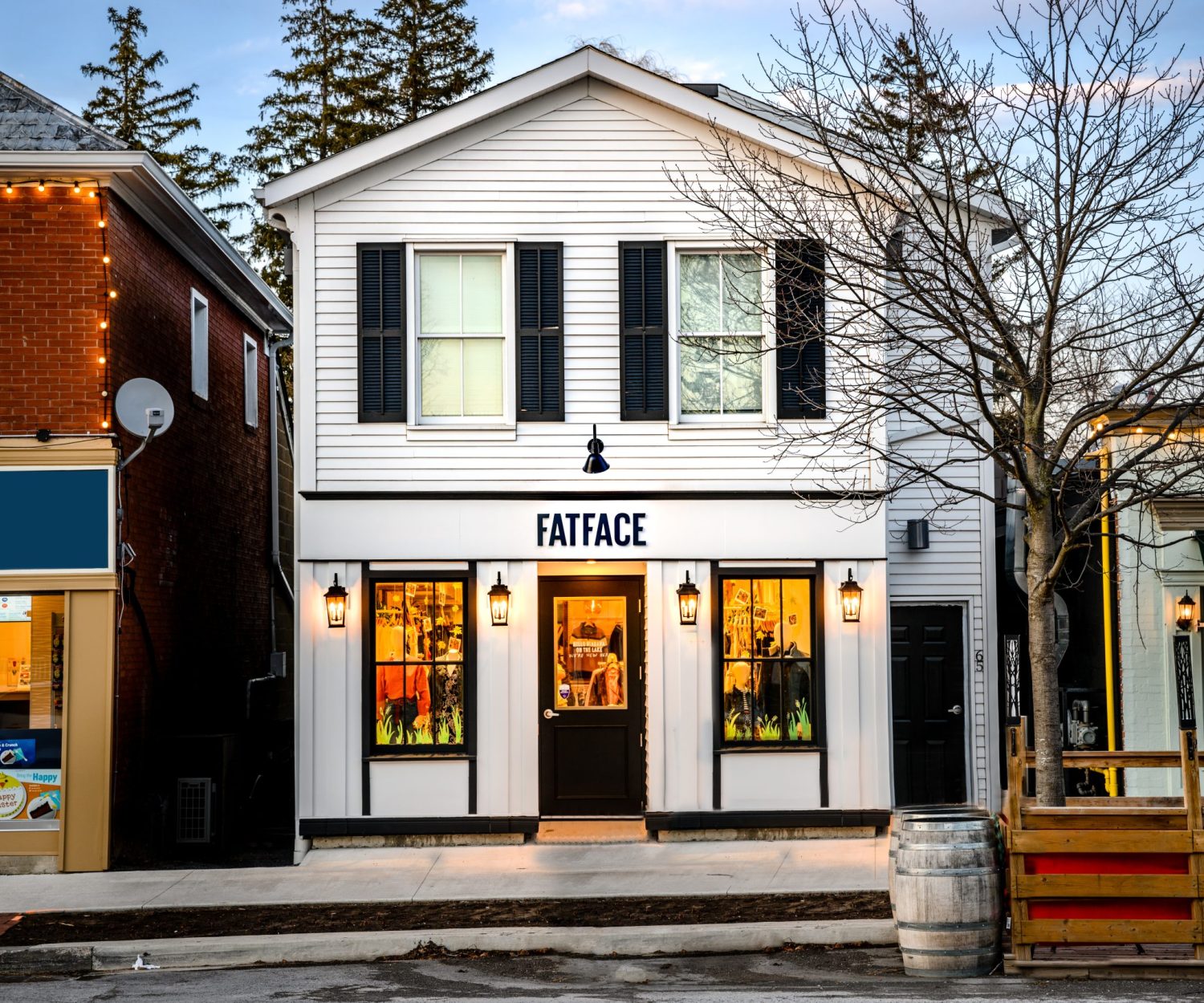 FatFace NOTL - HiRes Int-Ext - 03 30 2023 - Mike Black PhotoWorks dot com- (1)