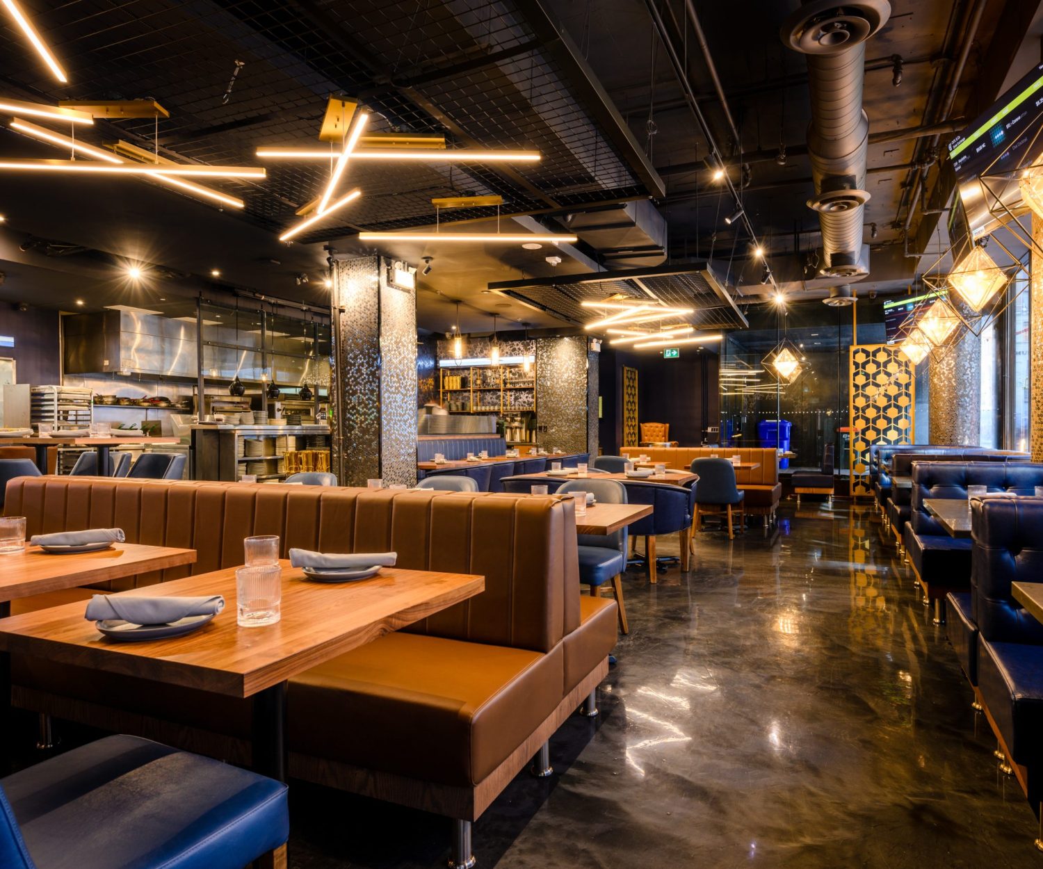 CKTL & Co. - 330 Bay Street. - Toronto Restaurant Construction Company - Abeco Building Group